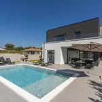 Elite Vila