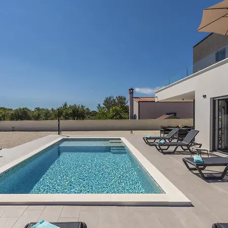 Elite Villa *